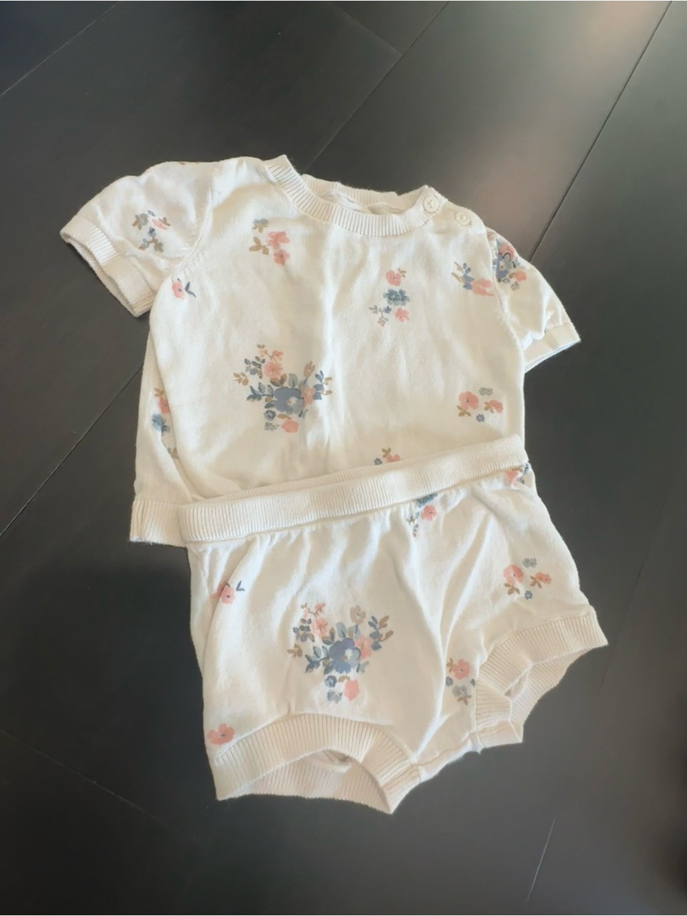 Little Planet floral  knit set